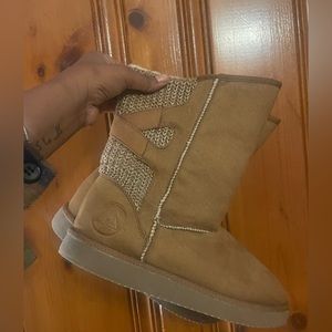 Airwalk Tan Boots